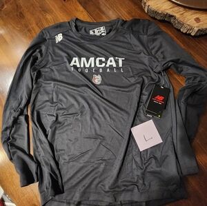 NWT New Balance Men's Women's Unisex Black Long Sleeve Wick Anna Maria Amcats